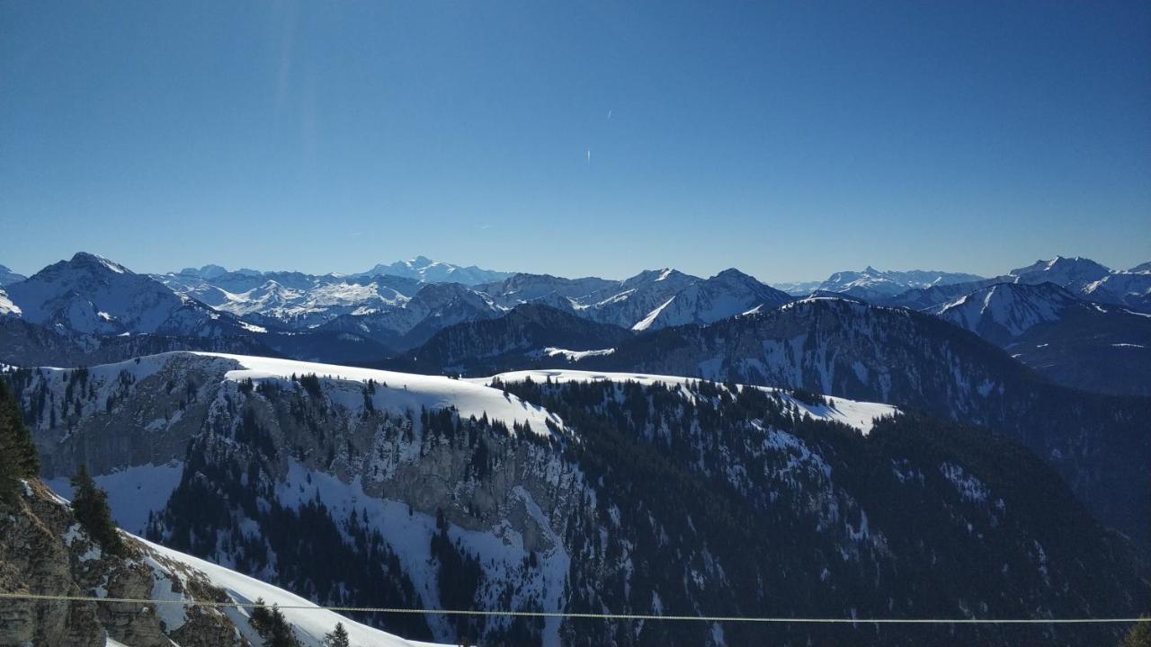 Appartement T2 A Bernex Avec Wifi, Vue Sur Montagne ภายนอก รูปภาพ